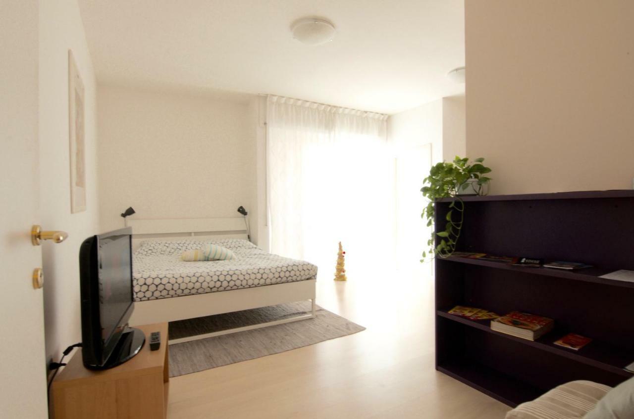 Interno 77 Di Tss' - Appartamento Soleggiato Con Ampie Finestre & Internet Veloce Con Fibra - Perfetto Per Coppie Trento Bagian luar foto